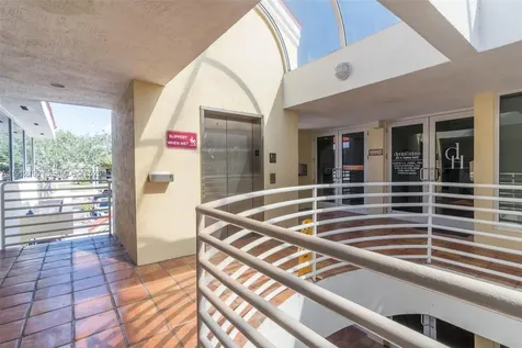 11120 N Kendall Drive Miami FL 33176