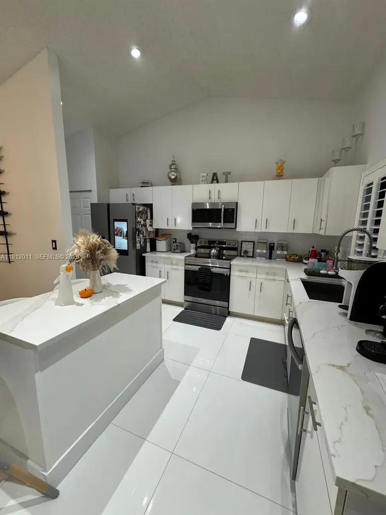 260 NW 121st Terrace Coral Springs FL 33071