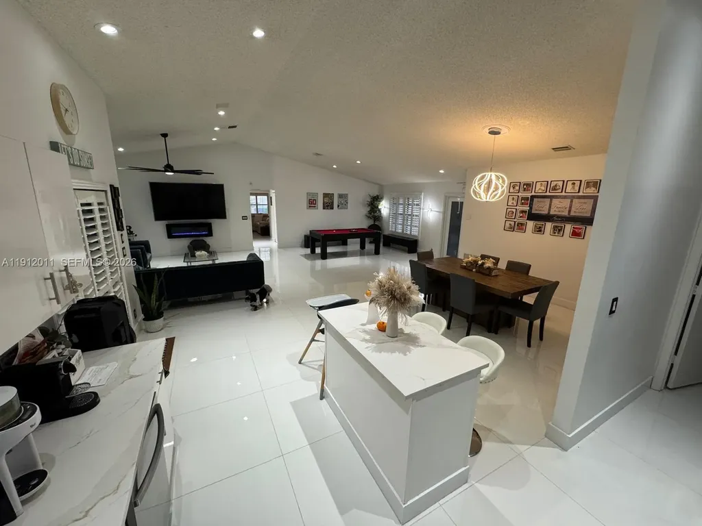 260 NW 121st Terrace Coral Springs FL 33071