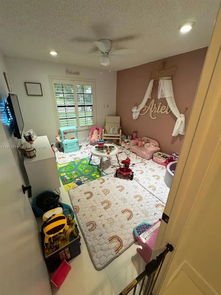 260 NW 121st Terrace Coral Springs FL 33071