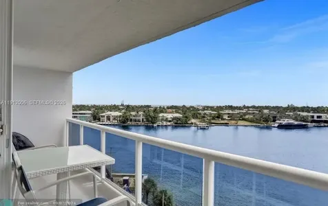 20515 E Country Club Drive Aventura FL 33180
