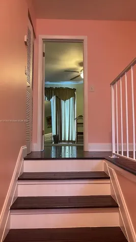 19 Matador Lane Davie FL 33324
