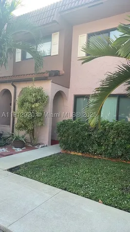19 Matador Lane Davie FL 33324