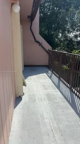 19 Matador Lane Davie FL 33324
