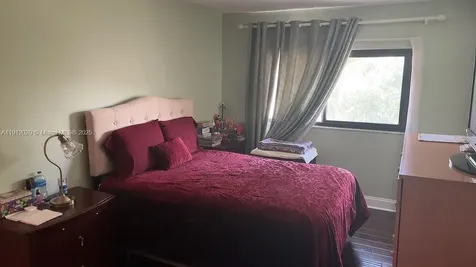 19 Matador Lane Davie FL 33324
