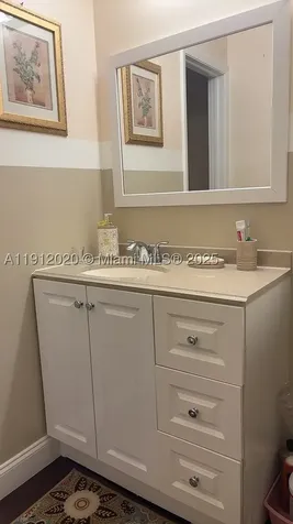 19 Matador Lane Davie FL 33324