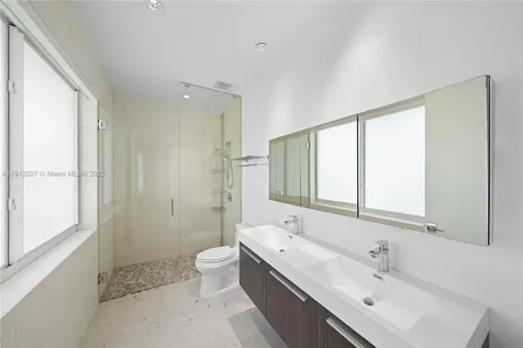 7950 SW 54th Avenue Miami FL 33143