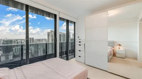 1000 Brickell Plaza Miami FL 33131