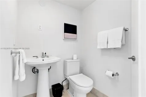 4401 Collins Avenue Miami Beach FL 33140