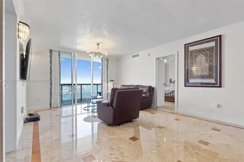 50 Biscayne Boulevard Miami FL 33132
