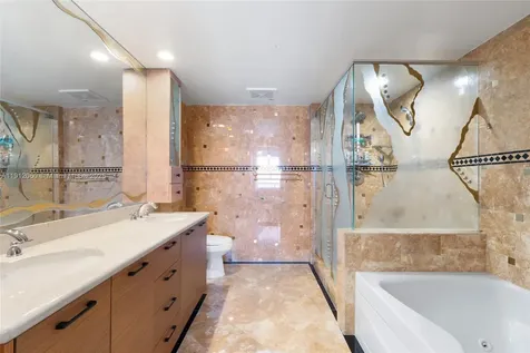 50 Biscayne Boulevard Miami FL 33132