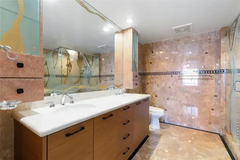 50 Biscayne Boulevard Miami FL 33132