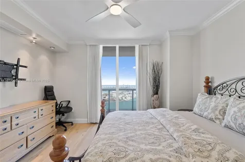 50 Biscayne Boulevard Miami FL 33132