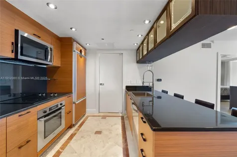 50 Biscayne Boulevard Miami FL 33132