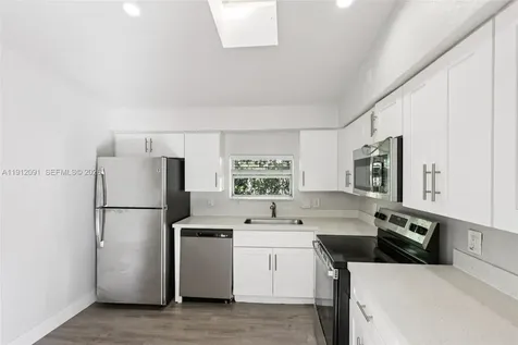807 N 26th Avenue Hollywood FL 33020