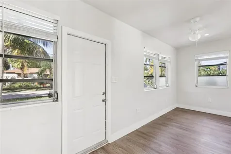 807 N 26th Avenue Hollywood FL 33020