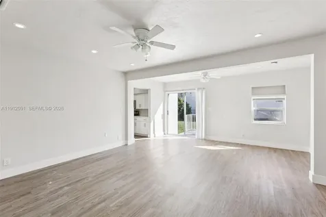 807 N 26th Avenue Hollywood FL 33020