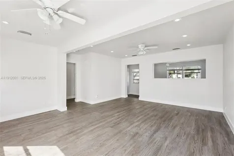 807 N 26th Avenue Hollywood FL 33020