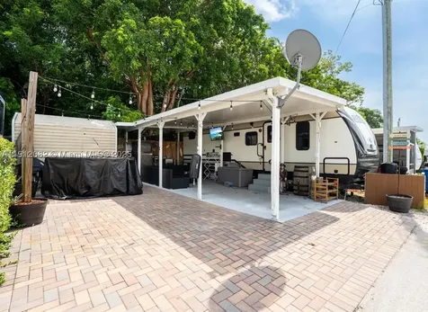 325 Calusa Street Key Largo FL 33037