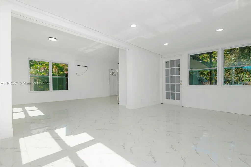 731 NE 16th Street Fort Lauderdale FL 33304