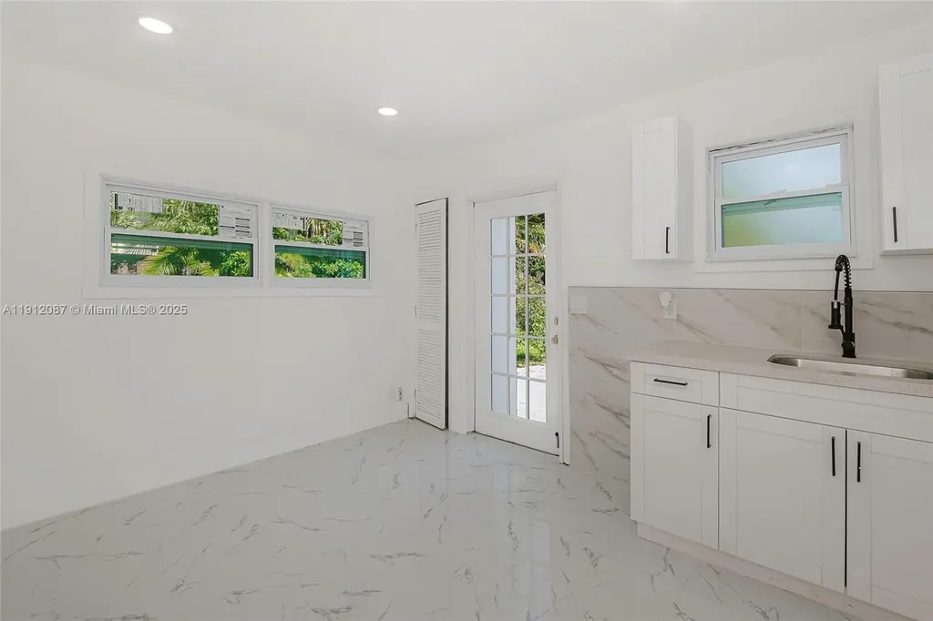 731 NE 16th Street Fort Lauderdale FL 33304