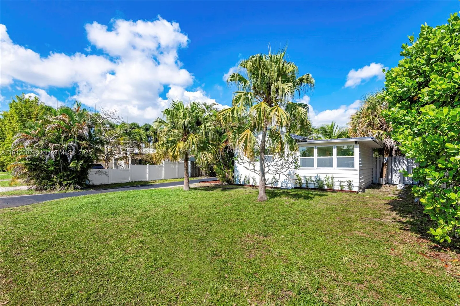 731 NE 16th Street Fort Lauderdale FL 33304