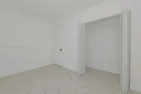 731 NE 16th Street Fort Lauderdale FL 33304