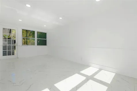 731 NE 16th Street Fort Lauderdale FL 33304