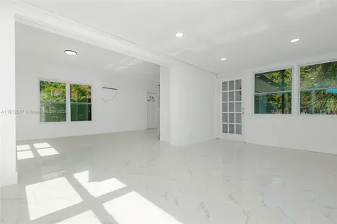 731 NE 16th Street Fort Lauderdale FL 33304