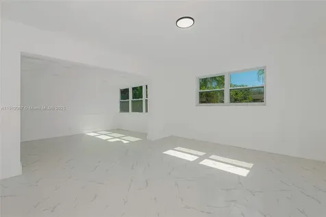 731 NE 16th Street Fort Lauderdale FL 33304