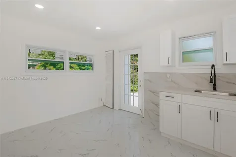 731 NE 16th Street Fort Lauderdale FL 33304