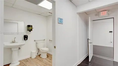 10460 Quail Roost Drive Cutler Bay FL 33157