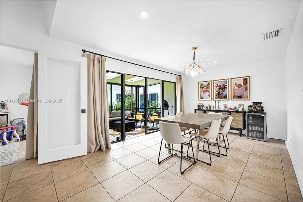 3501 Keyser Avenue Hollywood FL 33021