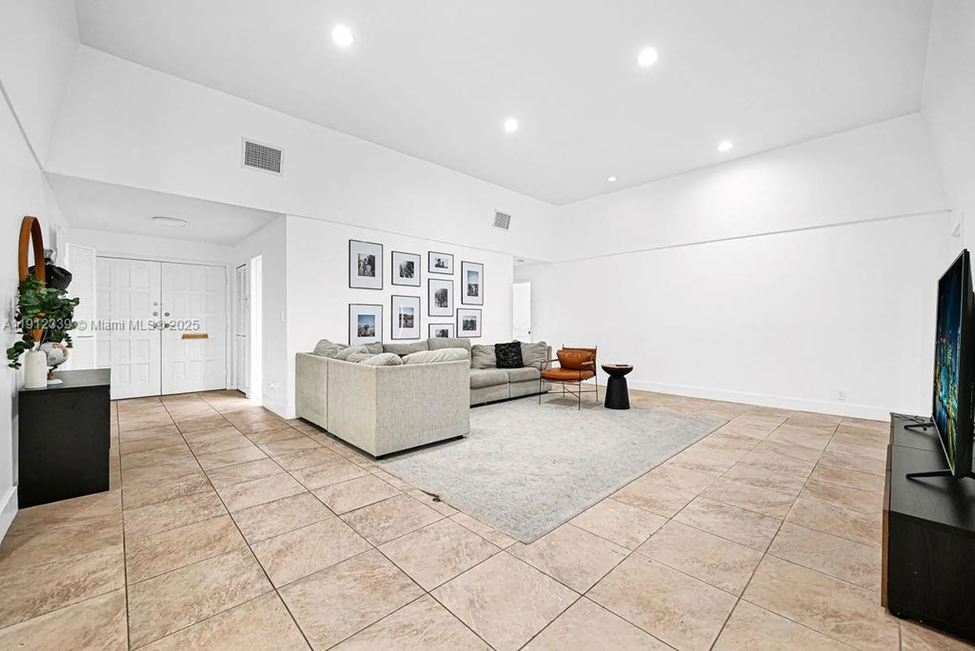 3501 Keyser Avenue Hollywood FL 33021