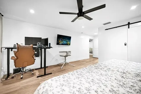 3501 Keyser Avenue Hollywood FL 33021