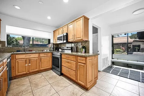 3501 Keyser Avenue Hollywood FL 33021