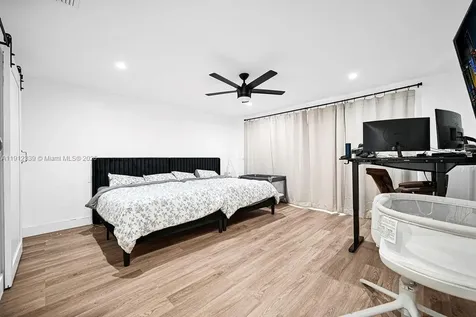 3501 Keyser Avenue Hollywood FL 33021