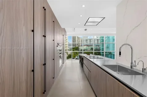 6103 Aqua Avenue Miami Beach FL 33141