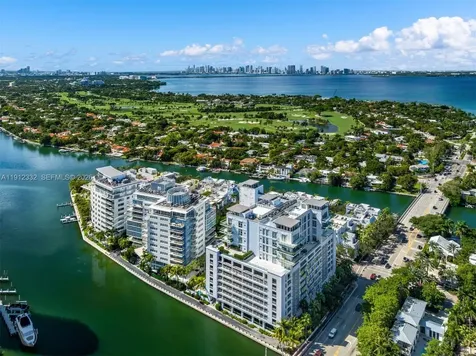 6103 Aqua Avenue Miami Beach FL 33141