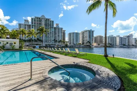 6103 Aqua Avenue Miami Beach FL 33141