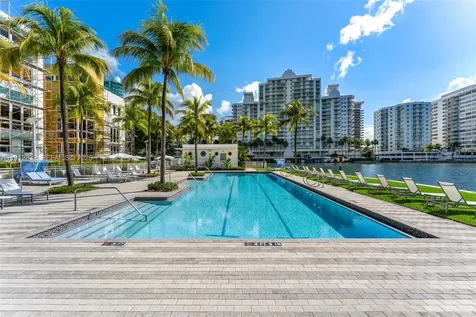 6103 Aqua Avenue Miami Beach FL 33141