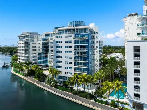 6103 Aqua Avenue Miami Beach FL 33141