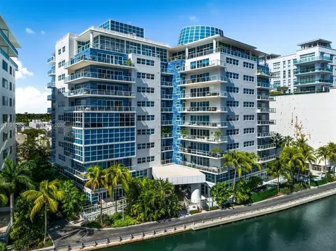 6103 Aqua Avenue Miami Beach FL 33141