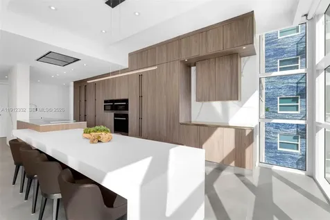 6103 Aqua Avenue Miami Beach FL 33141