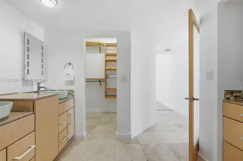 520 Brickell Key Drive Miami FL 33131