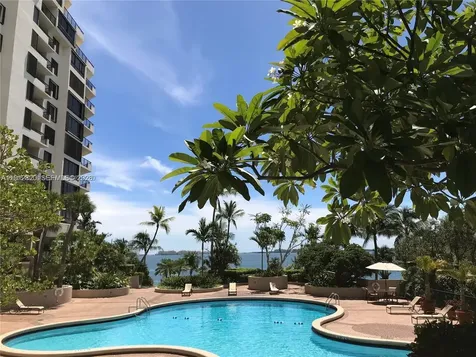 520 Brickell Key Drive Miami FL 33131