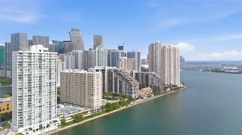 520 Brickell Key Drive Miami FL 33131