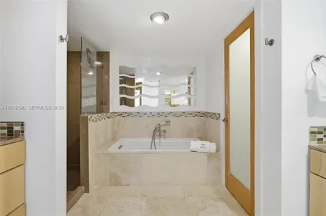 520 Brickell Key Drive Miami FL 33131