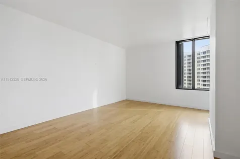 520 Brickell Key Drive Miami FL 33131