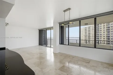520 Brickell Key Drive Miami FL 33131